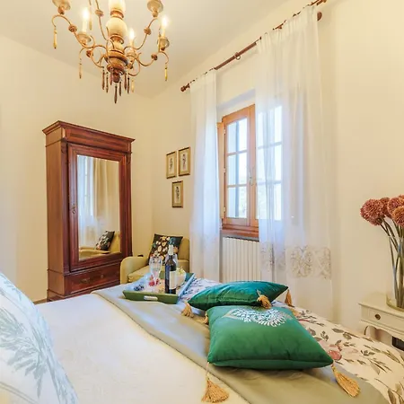 Вилла In Tuscany Near With Pool Лукка