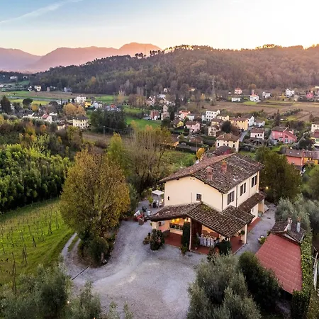 In Tuscany Near With Pool Лукка